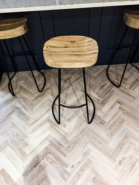 Saeti The Second coming! Industrial Chic Reclaimed Wood Round Bar Leg Handmade Stool. Cafe, Bar, Restaurant. Custom Made to Order.