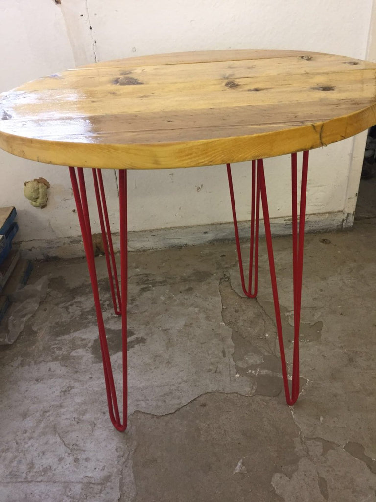 TUNGLSKIN - Round Handmade Industrial Chic Reclaimed Wood Hairpin Table. Custom Made to Order.